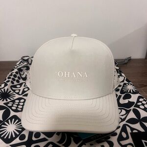 Limited edition Melin x Olukai ohana collab.